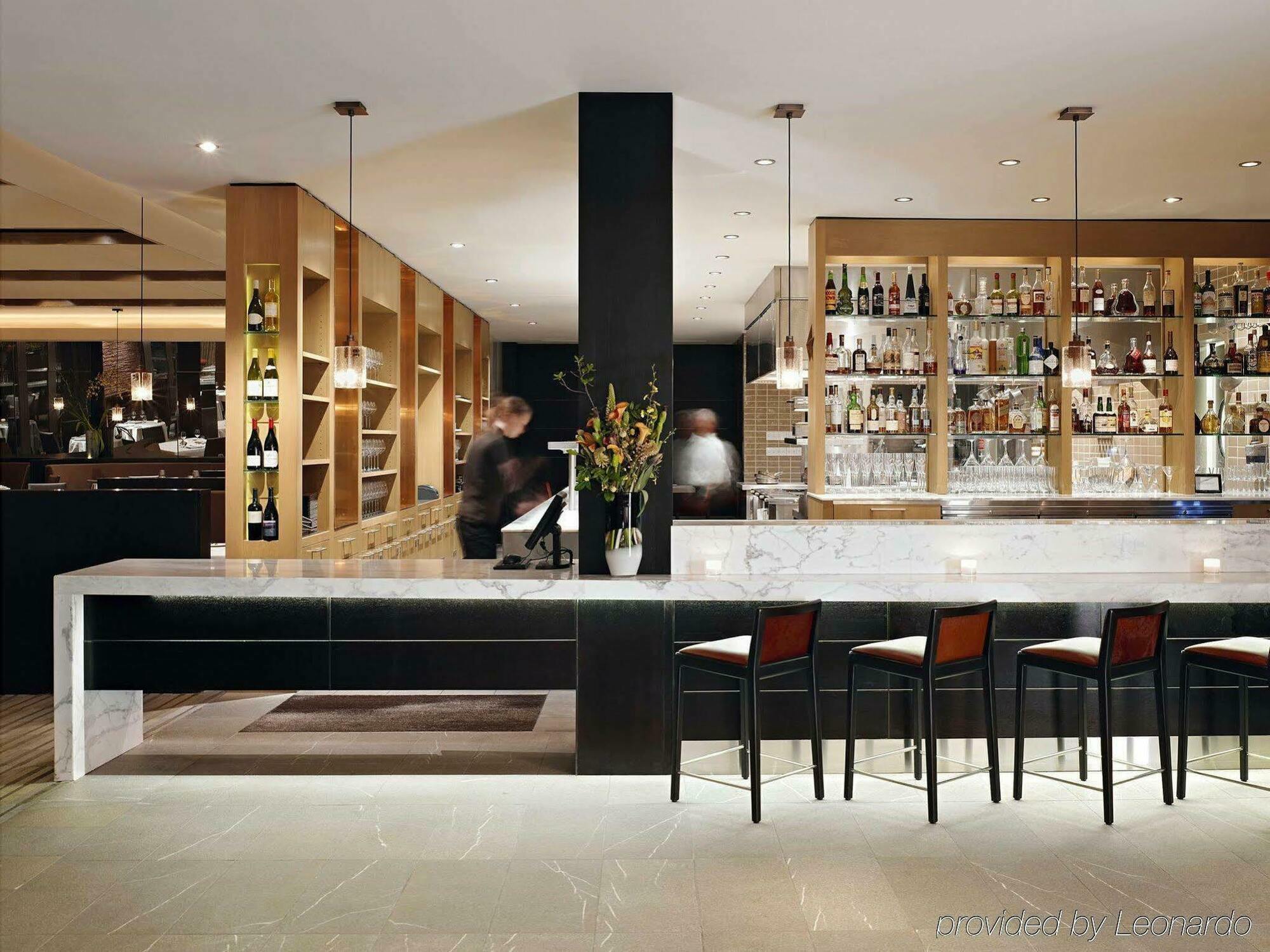 The Westin Verasa Napa Restoran gambar